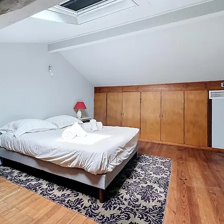 Confort à Pour 6 Personnes * Bidart